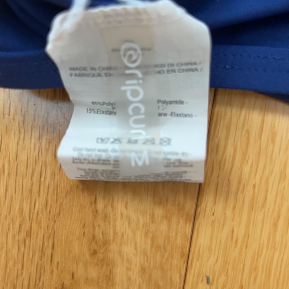 Rip Curl bathing suit bikini swim top - Picture 5 of 5